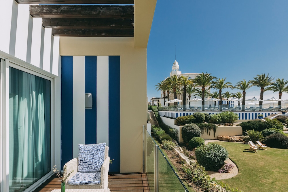 Deluxe Room, Balcony, Sea View - Photo 8