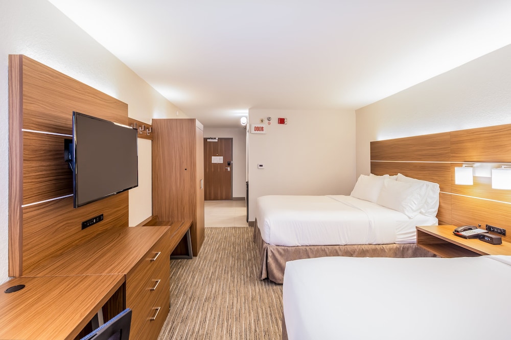 Room, 2 Queen Beds, Accessible, City View (Communication, Balcony)