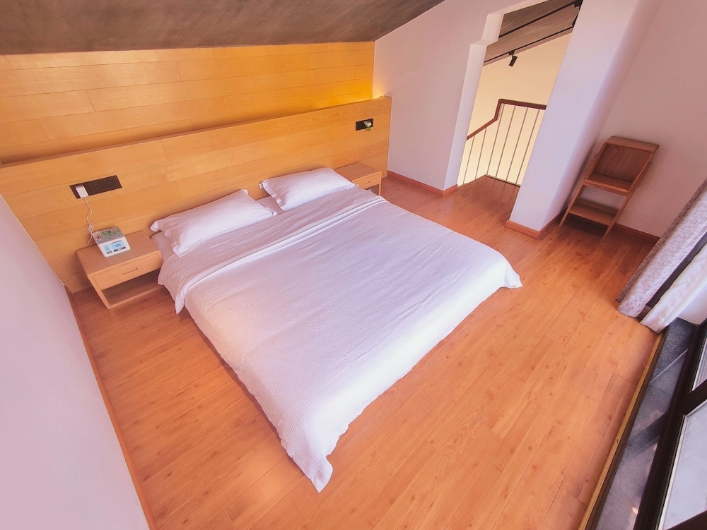 Family Quadruple Room, Mountain View photo 1