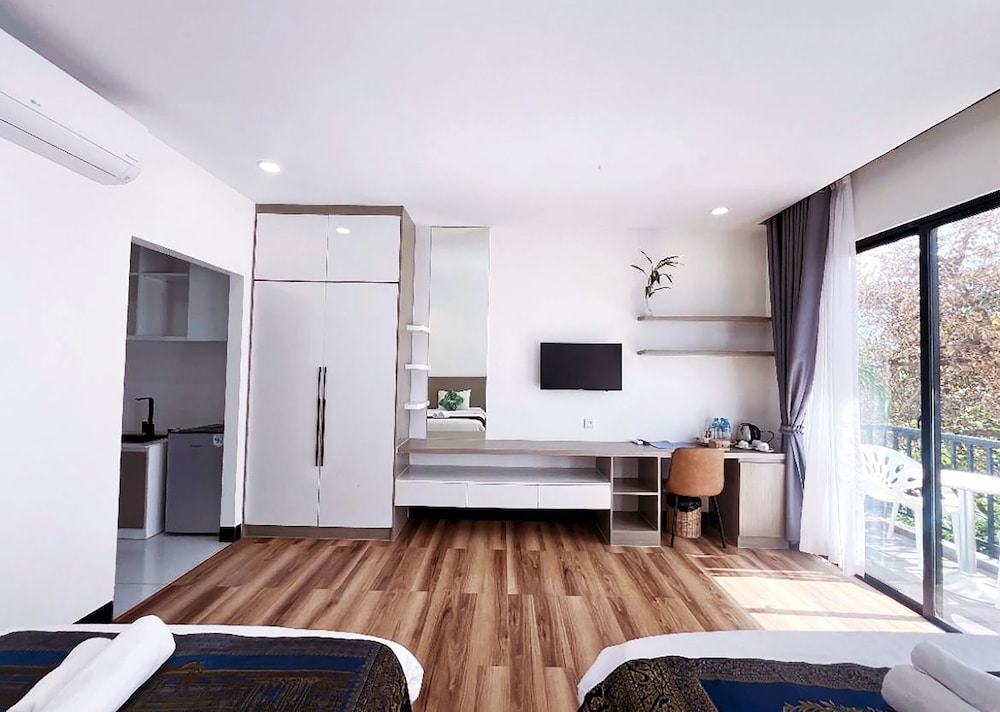 Deluxe Family Room - Photo 4