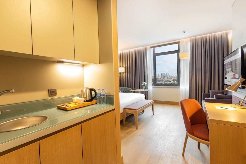 Junior Suite (Bosphorus View) photo 3