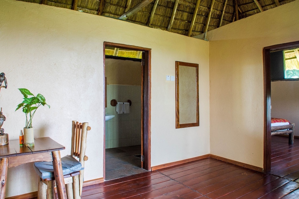 Family Room, Garden View