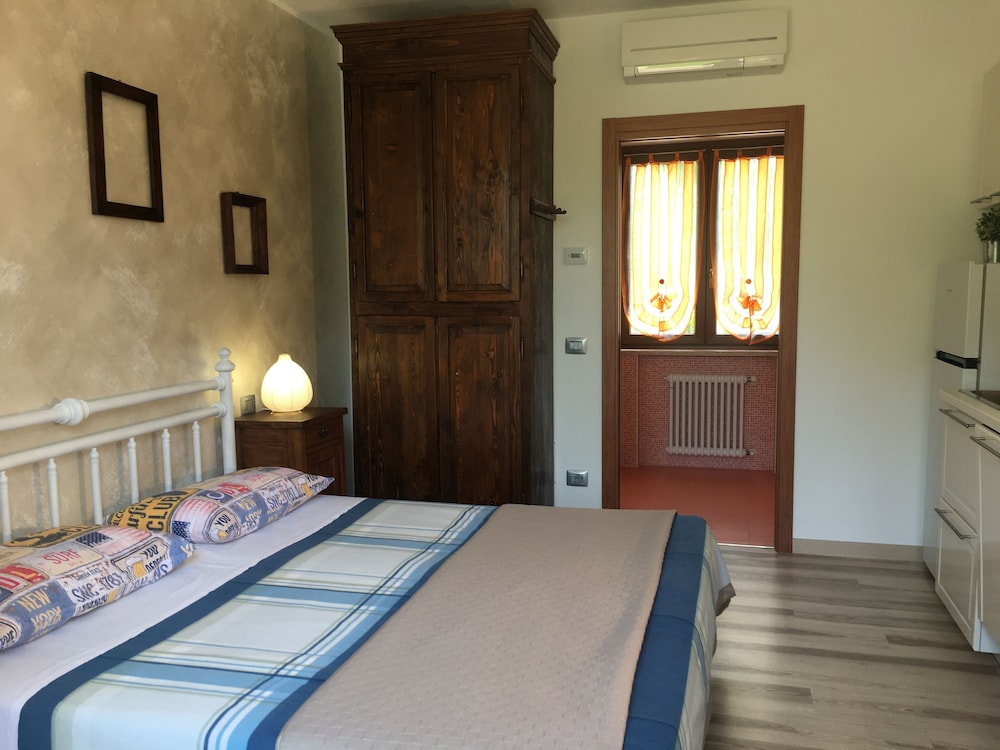 Basic Double Room, Accessible (Travel) photo 2