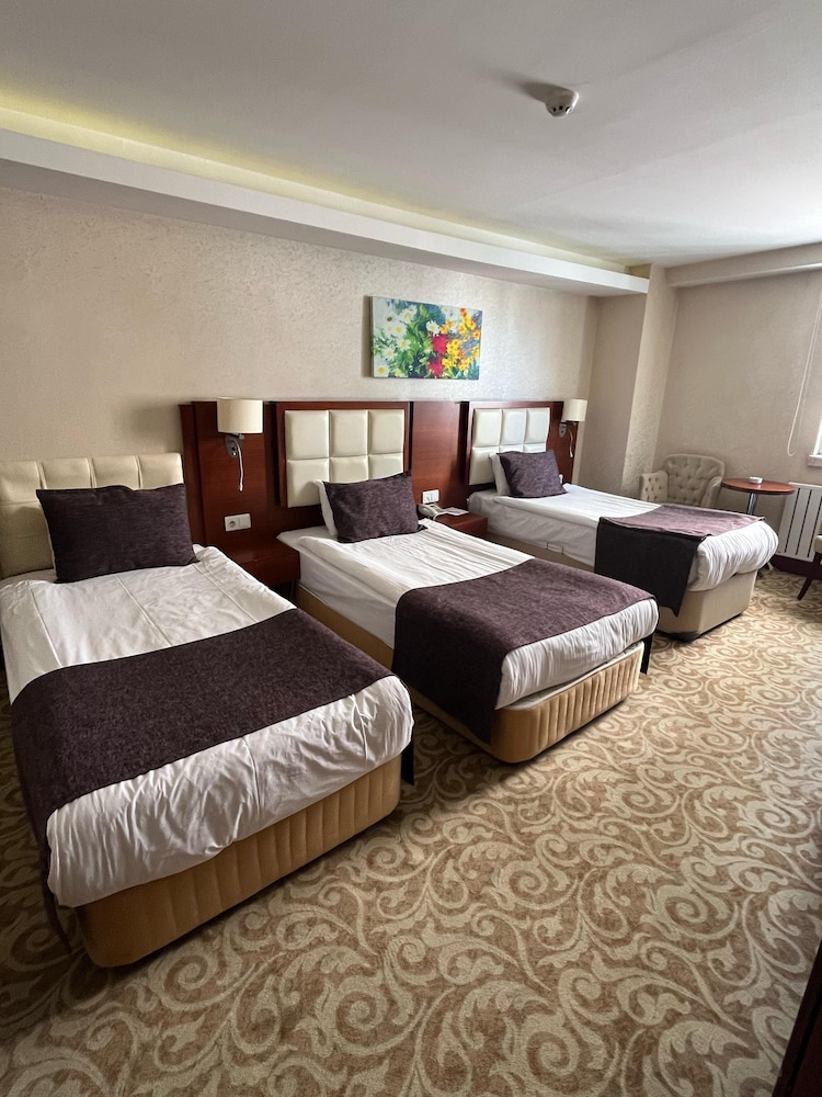 Standard Triple Room photo 1