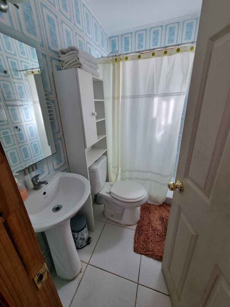 Family Cabin, 2 Bedrooms, Patio, Garden View photo 2