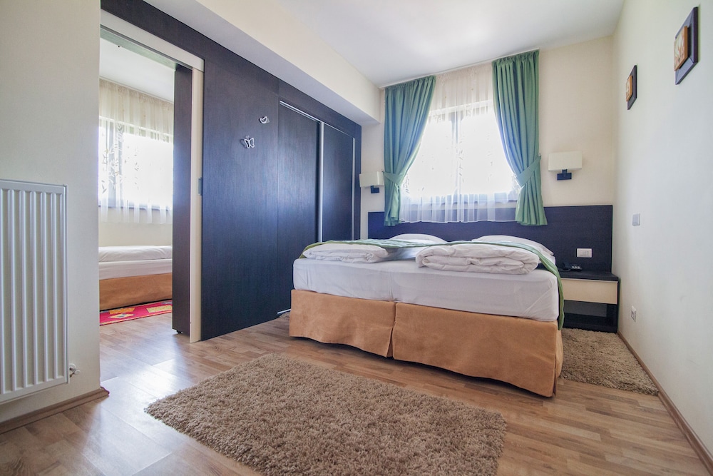 Family Suite, 2 Bedrooms, Terrace photo 1