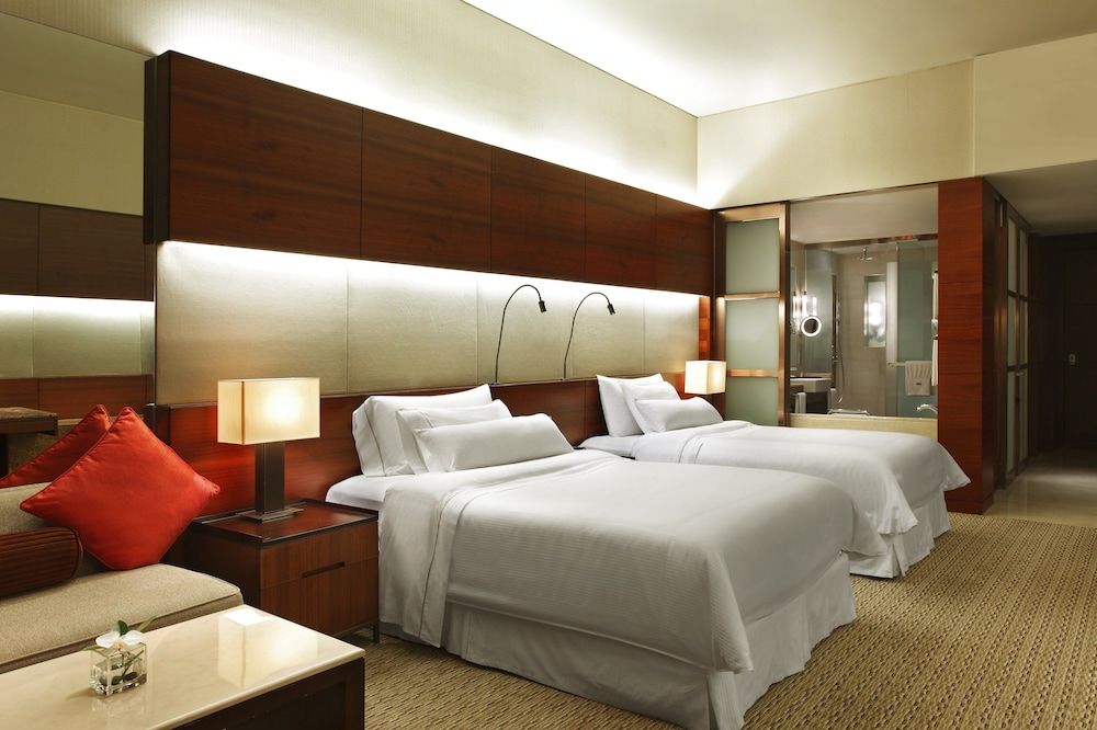 Room, 2 Twin Beds, City View - Photo 6