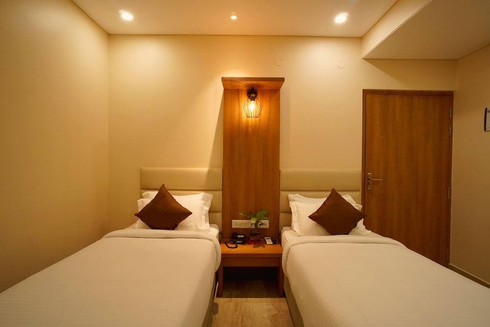 Deluxe Room - Photo 1