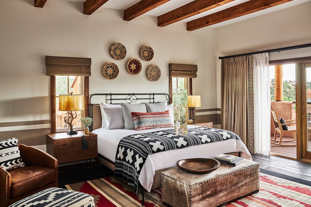 Suite, 3 Bedrooms (Casita) - Photo 5
