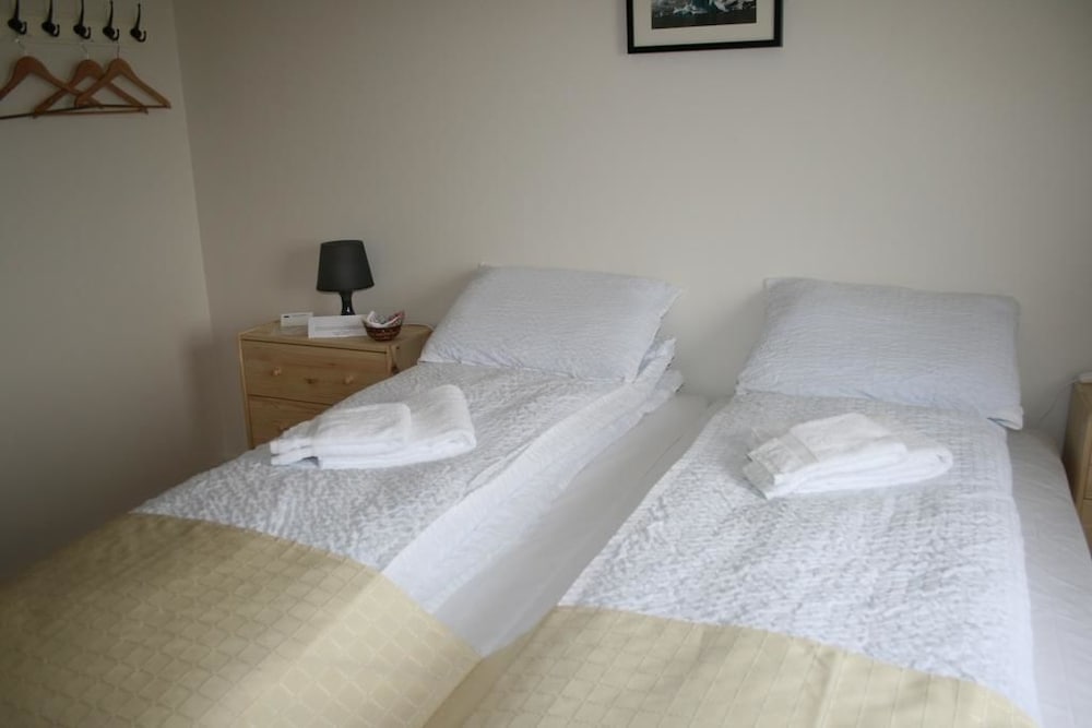 Double or Twin Room, Shared Bathroom photo 1