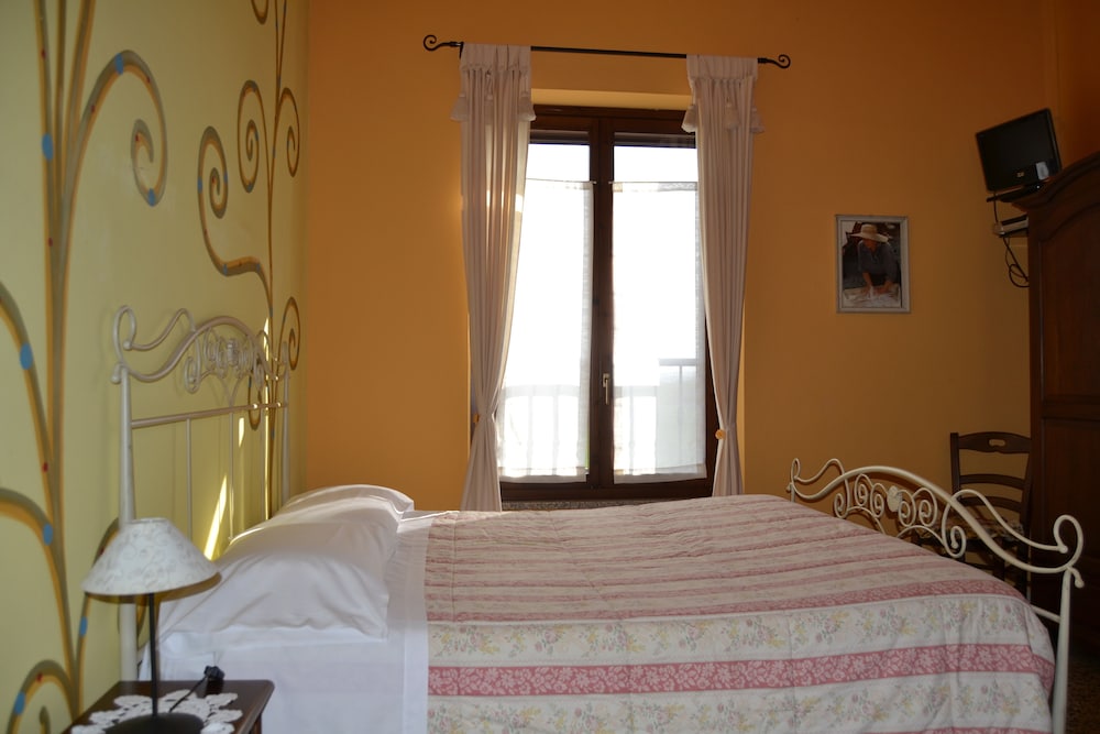 Economy Single Room photo 2