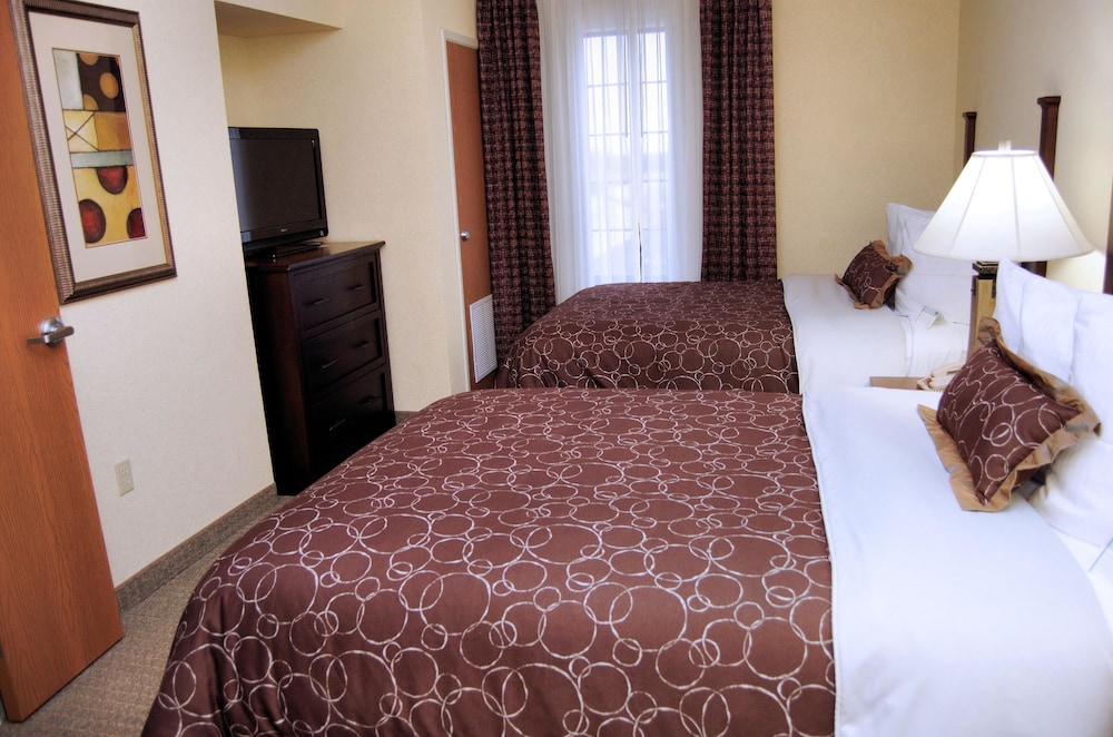 Suite, 2 Double Beds, Accessible (Communications) - Photo 2
