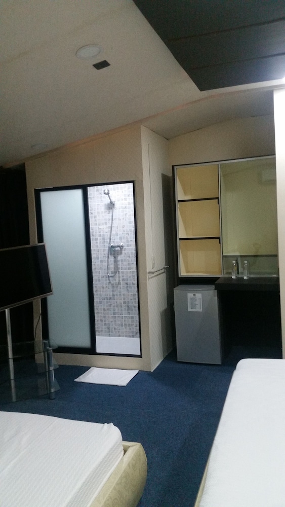 Luxury Twin Room, Non Smoking photo 2