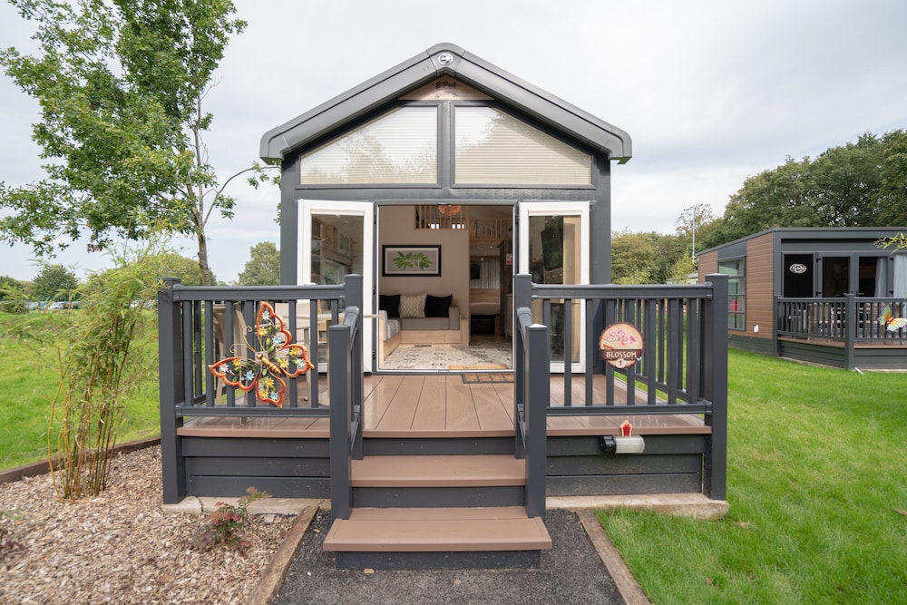 Deluxe Cabin