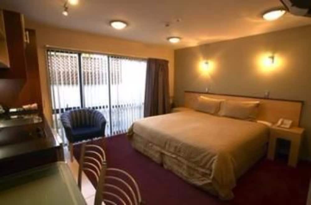 Standard Studio, Non Smoking, Kitchenette (1 Night in Christchurch..)