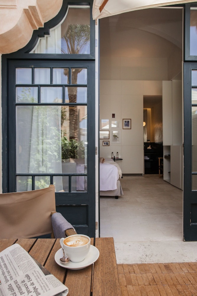 Double Room, Patio photo 3