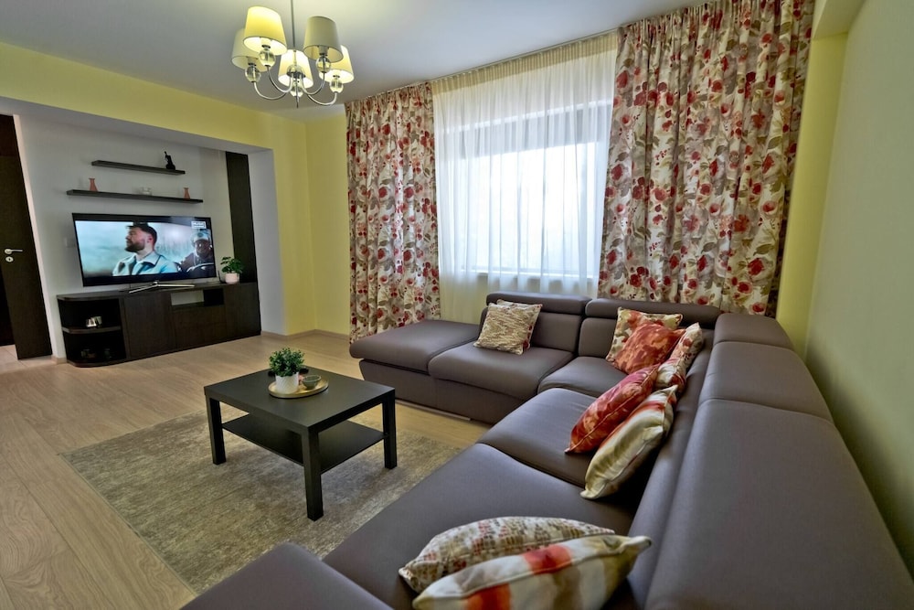 Apartment, 1 Bedroom, Garden View