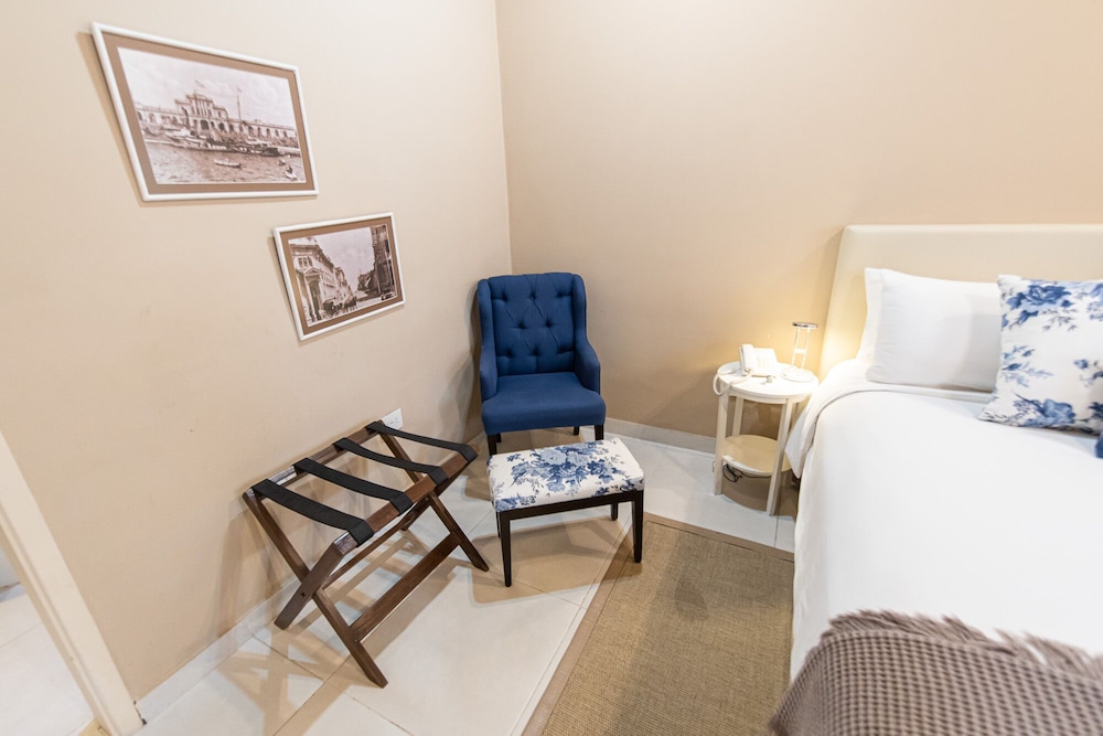 Double Room, 1 King Bed photo 2