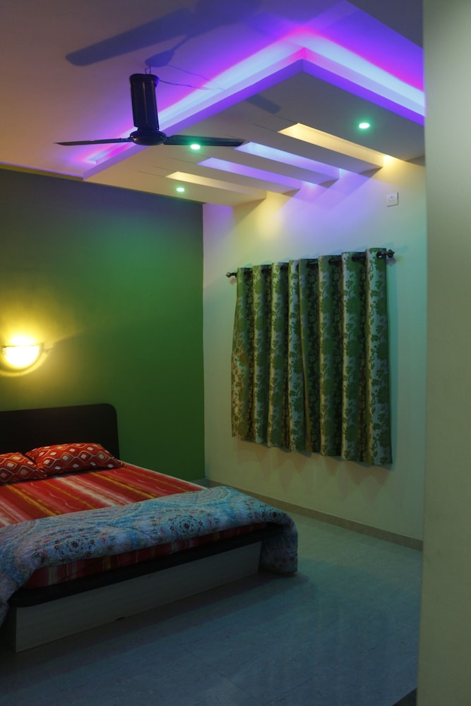 Couple A/C Room photo 1