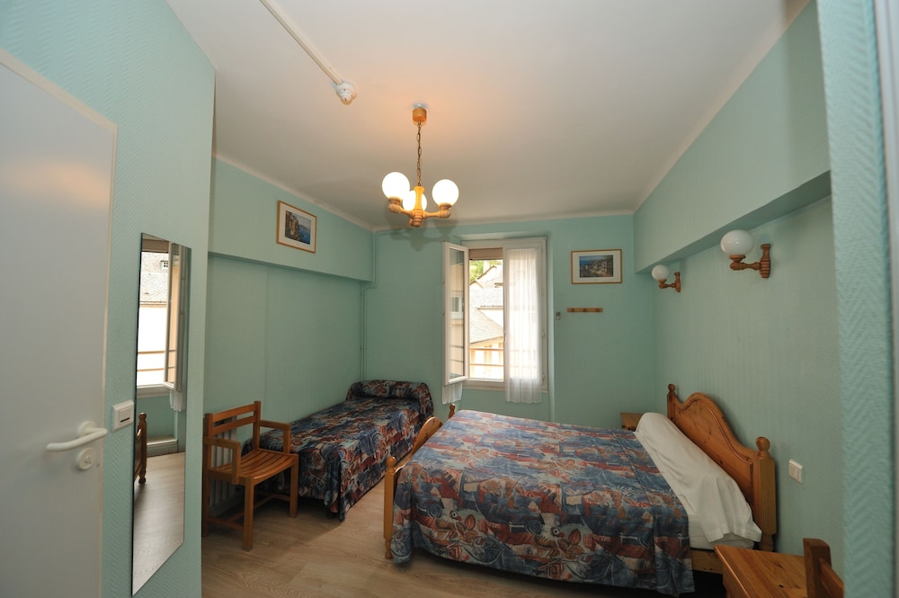 Triple Room, Multiple Beds photo 1