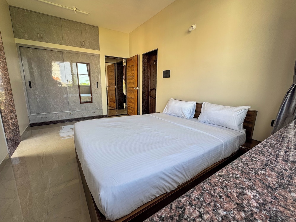 Deluxe Apartment, Balcony, Sea View photo 2