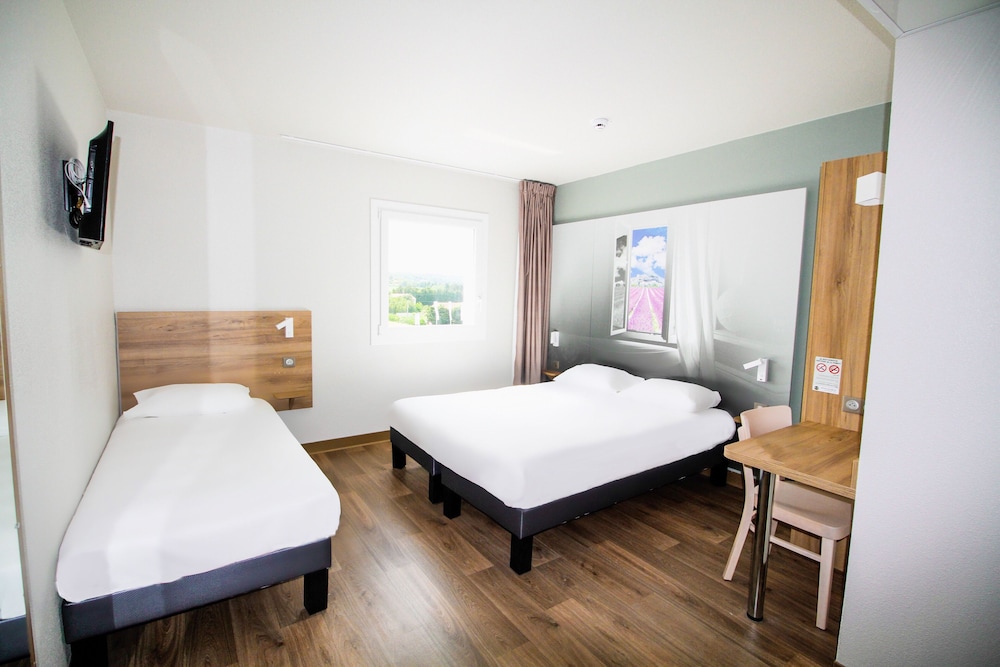 Triple Room - Photo 6