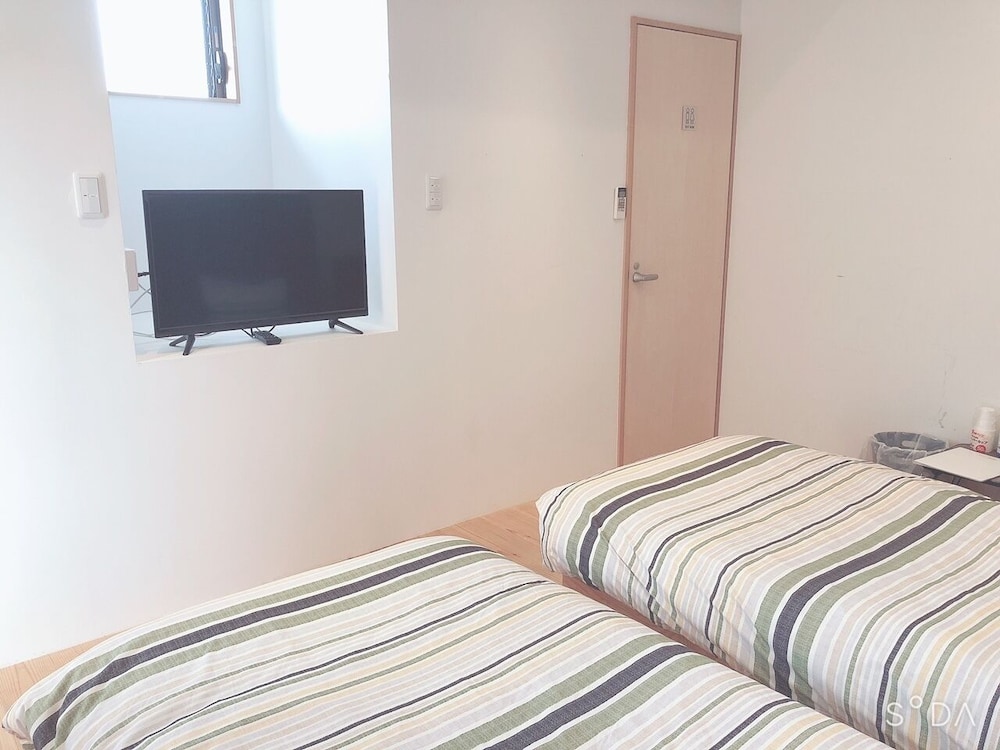 Standard Twin Room photo 2