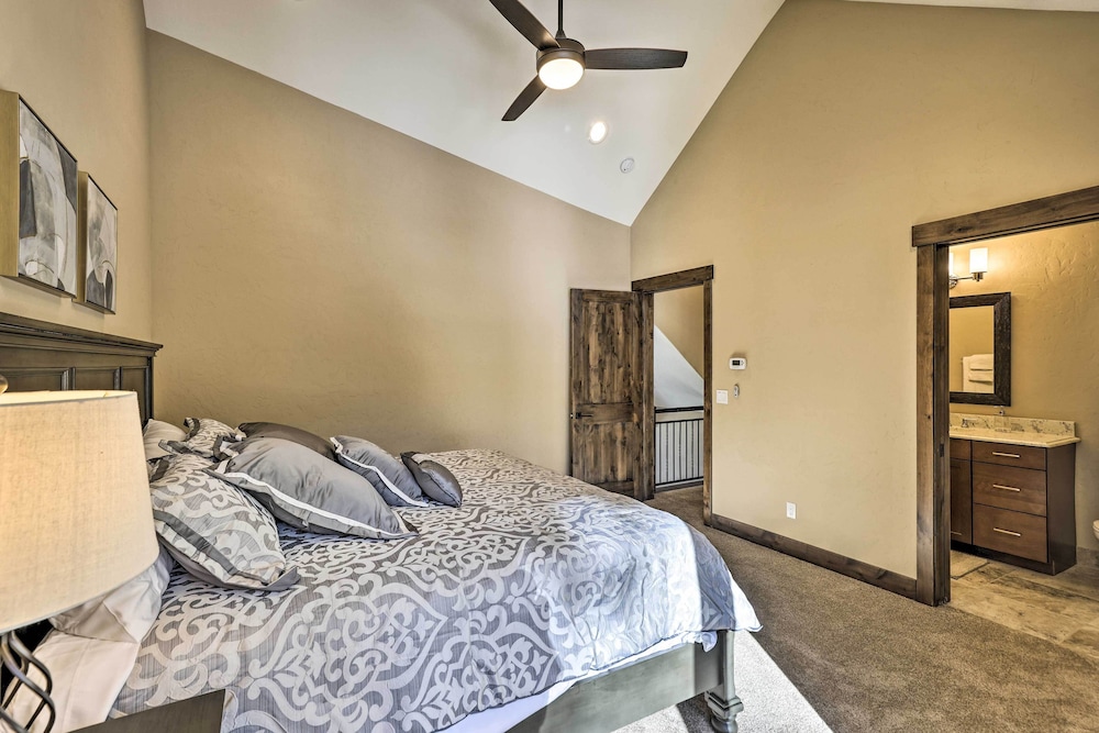Townhome, 2 Bedrooms, Kitchen