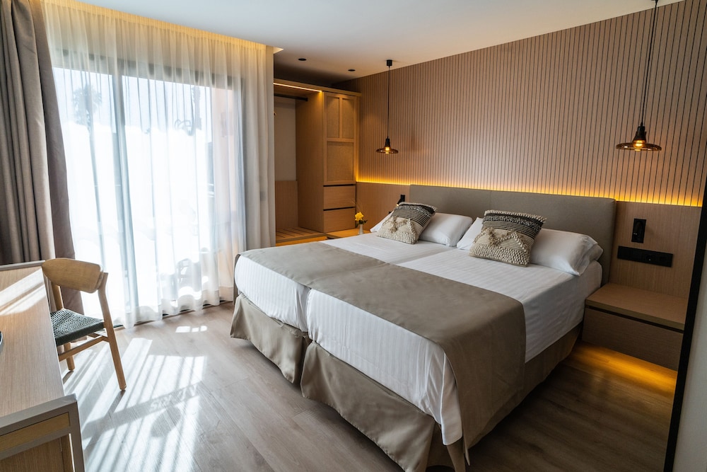 Double or Twin Room (Maris) - Photo 3