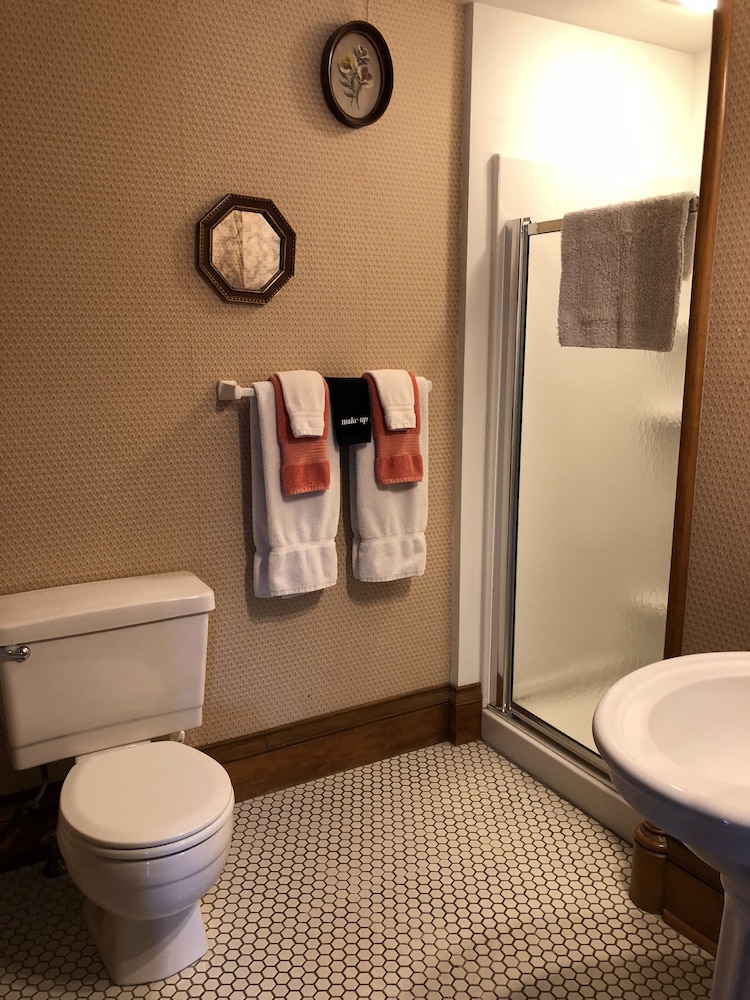 Classic Room, Multiple Beds, Private Bathroom (Selwin B. Peabody Room) photo 2