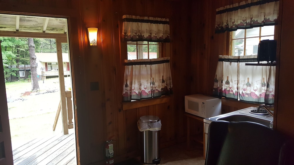 Cabin, 2 Double Beds photo 2