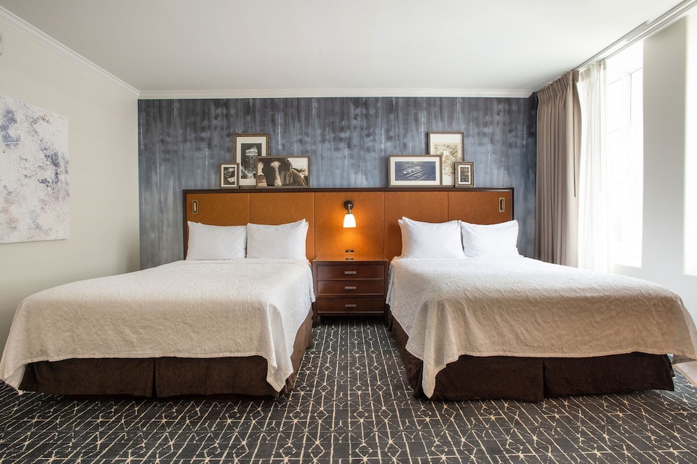 Room, 2 Queen Beds - Photo 3