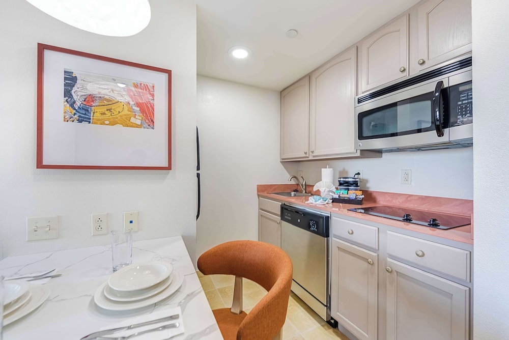Suite, Accessible, Non Smoking photo 2