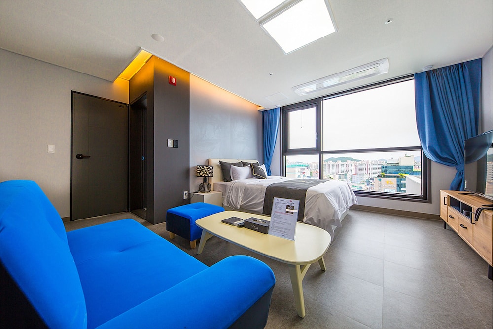 Superior Room (Twin)