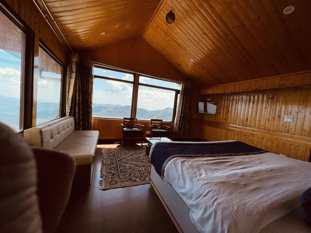 Panoramic Twin Room photo 2