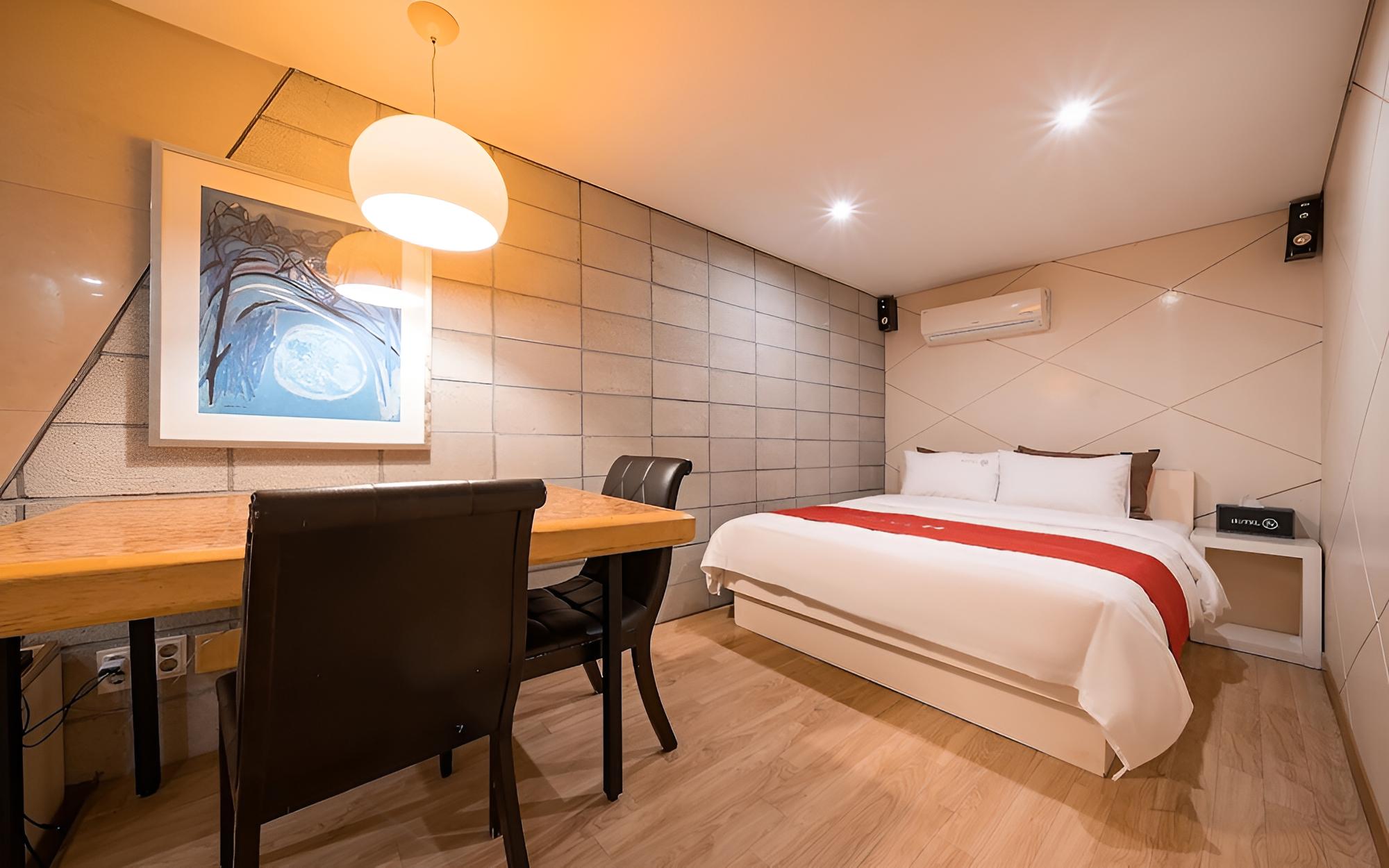 Room (Special Room) - Photo 10