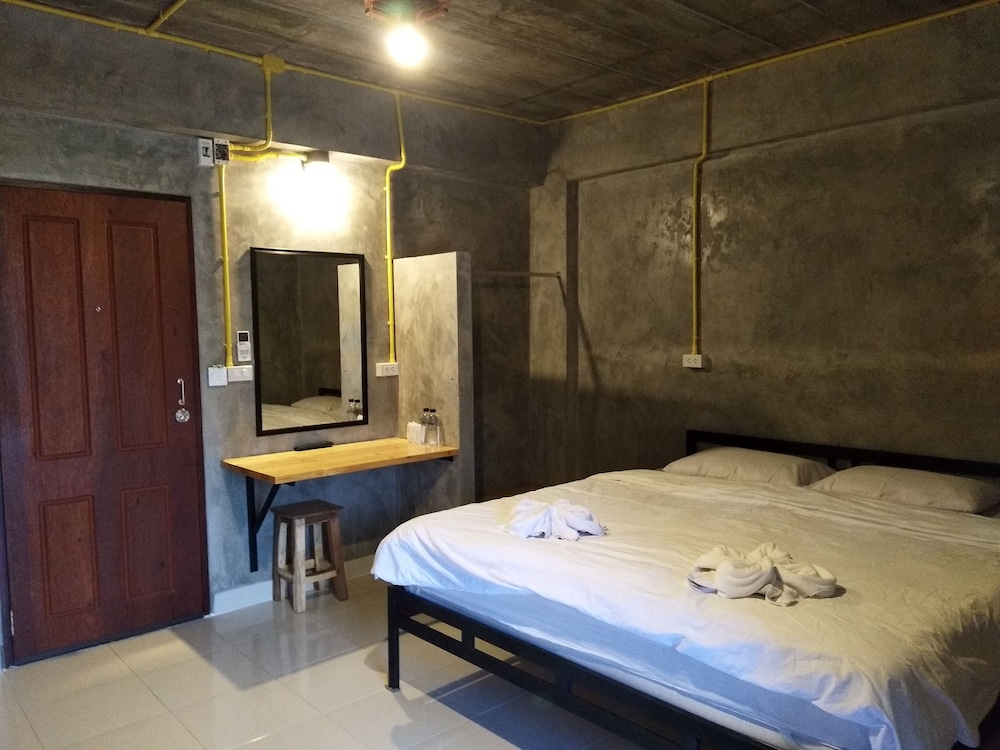 Standard Double Room - Photo 4