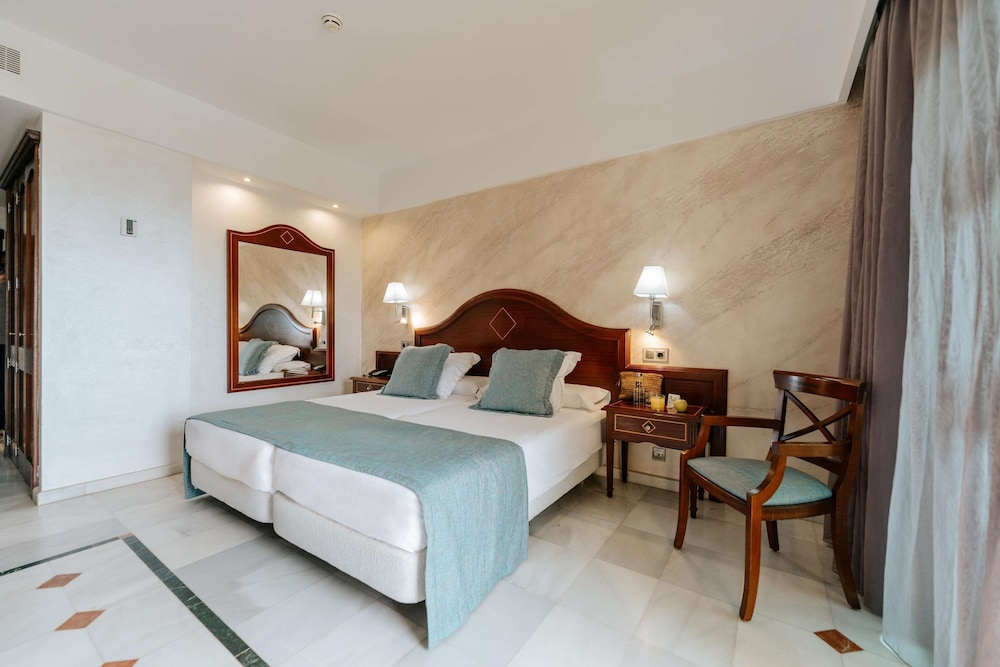 Double Room - Photo 7