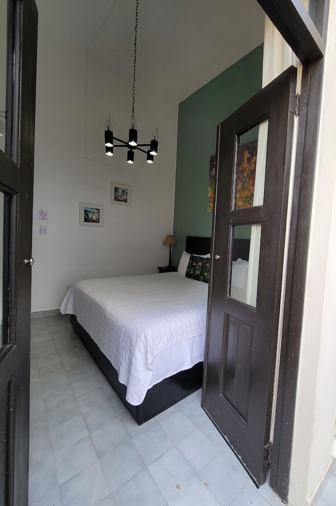 City Double Room, 1 Bedroom, City View photo 2