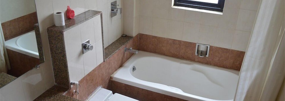 Deluxe Room, 2 Twin Beds photo 2
