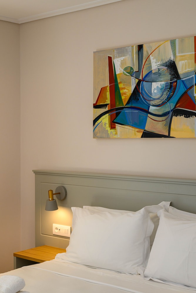 Junior Studio Suite (Alexander, Ground Floor) photo 3
