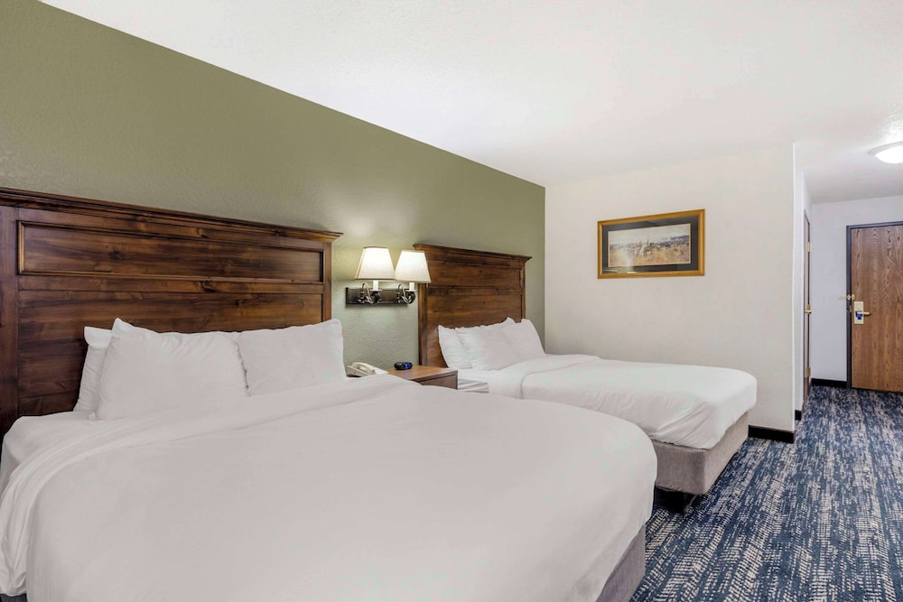 Room, 2 Queen Beds, Accessible - Photo 1