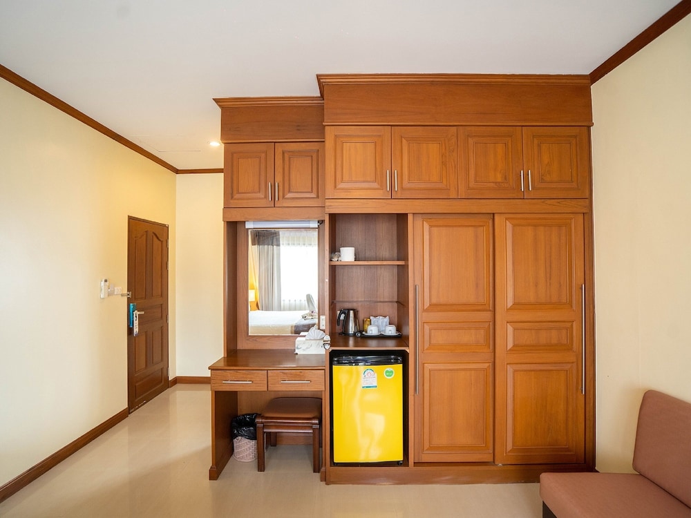 Deluxe Double Room, 1 King Bed, Balcony photo 3