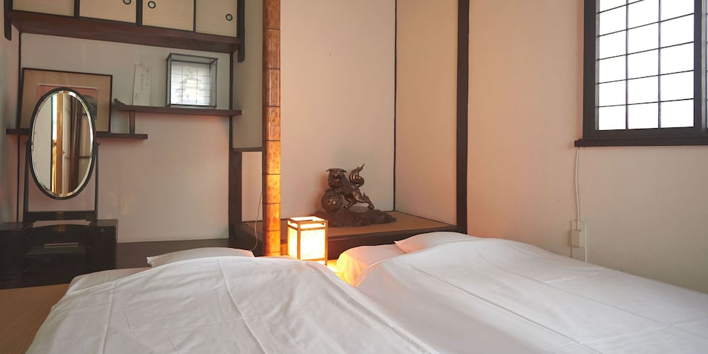 Traditional Twin Room, Multiple Beds (For 2 people,Check in time 4pm-10pm) photo 2