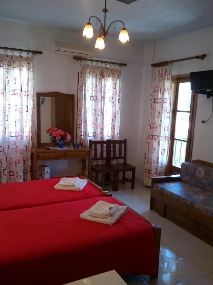 Deluxe Studio, Balcony, Sea View