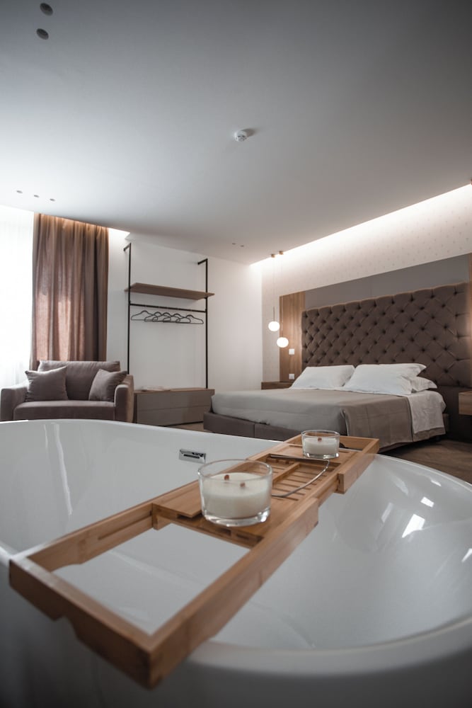 Exclusive Room
