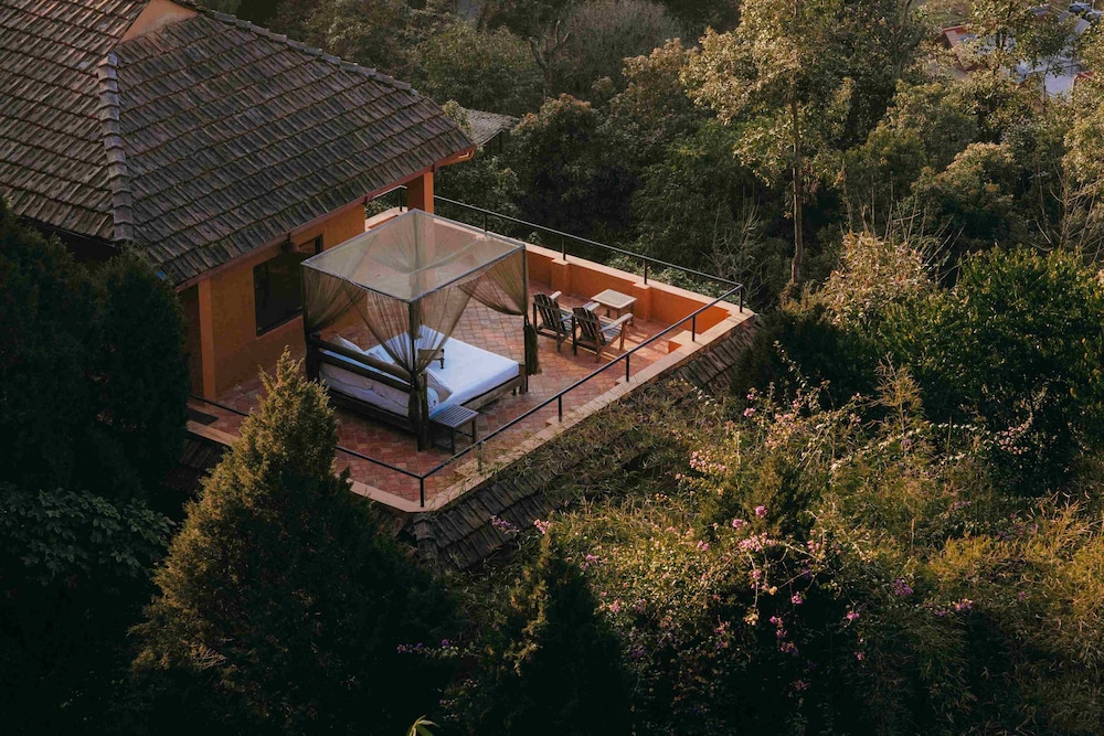 Himalayan Sanctuary Suite photo 3