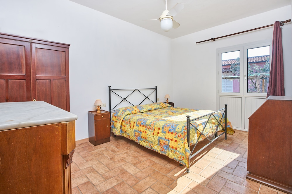 Basic Apartment, 1 Bedroom (Bilocale Pero n.4) photo 1