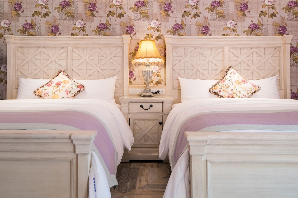 Deluxe Quadruple Room - Photo 2