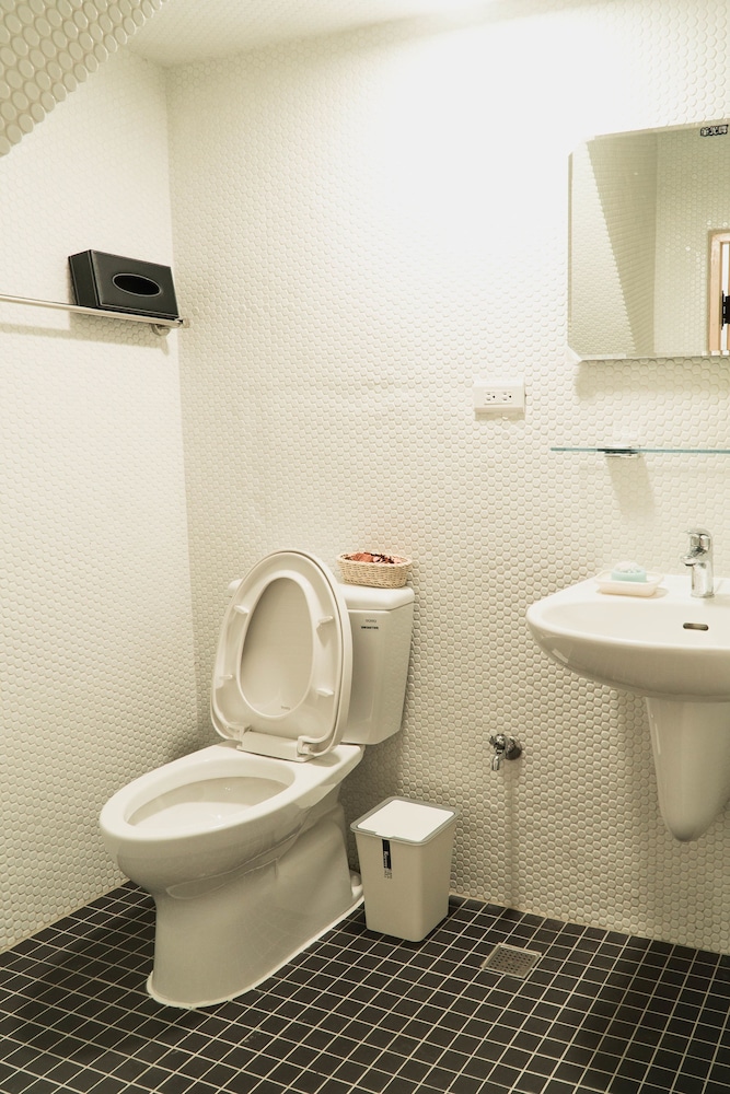 Basic Double Room - Photo 6